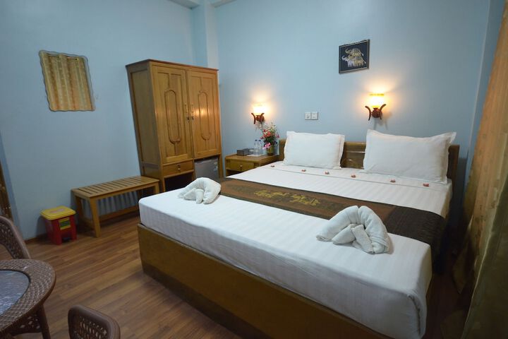Room 7 of 35