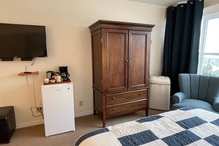 Room 35 of 99