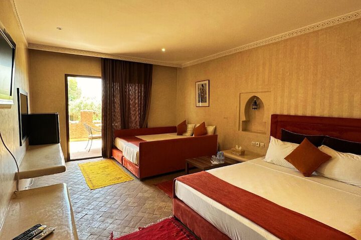 Room 22 of 76