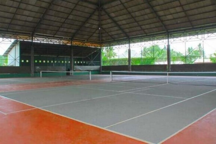 Tennis court