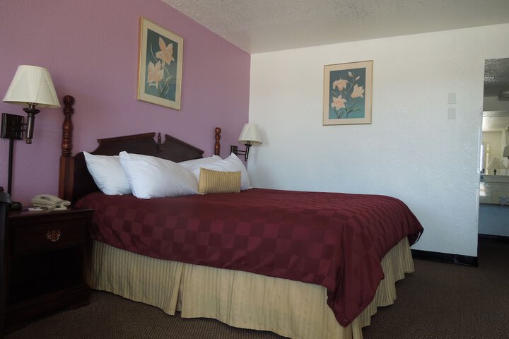 Room 3 of 35