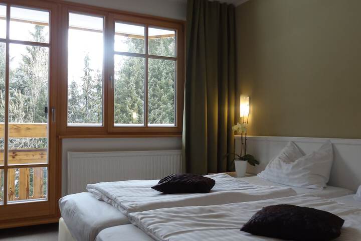 Room 5 of 64