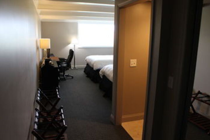 Room 5 of 14