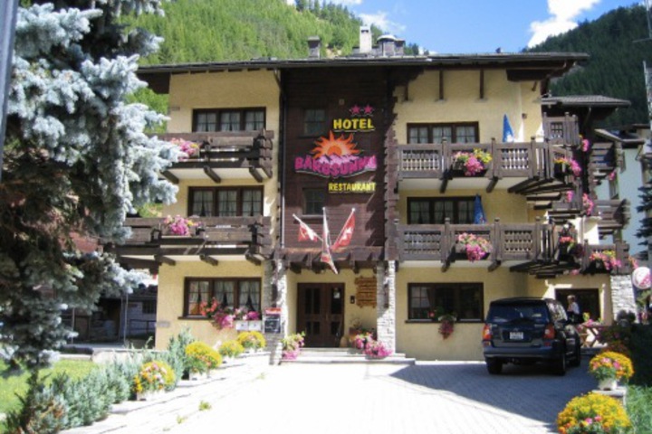 Hotel 2 of 5