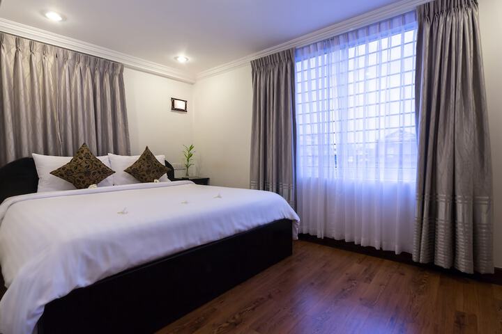 Room 12 of 67