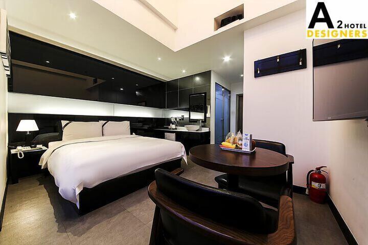 Room 38 of 43