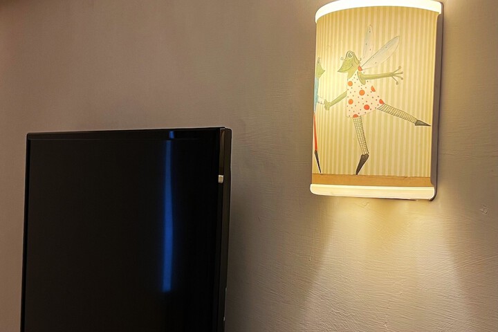 Room 21 of 53