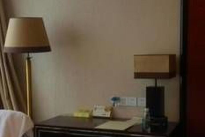 Room 56 of 98