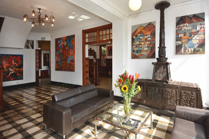Hotel Lobby
