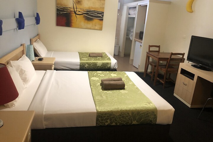 Room 12 of 53