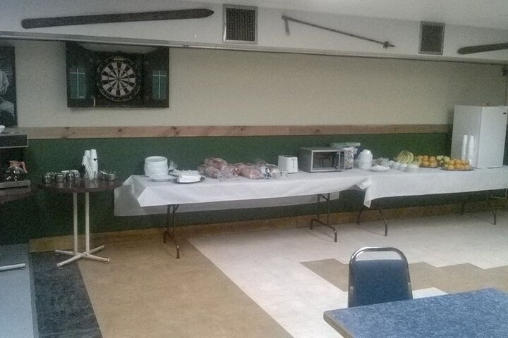 Breakfast/Coffee Service 58 of 75