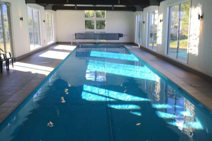Hotel with Pool