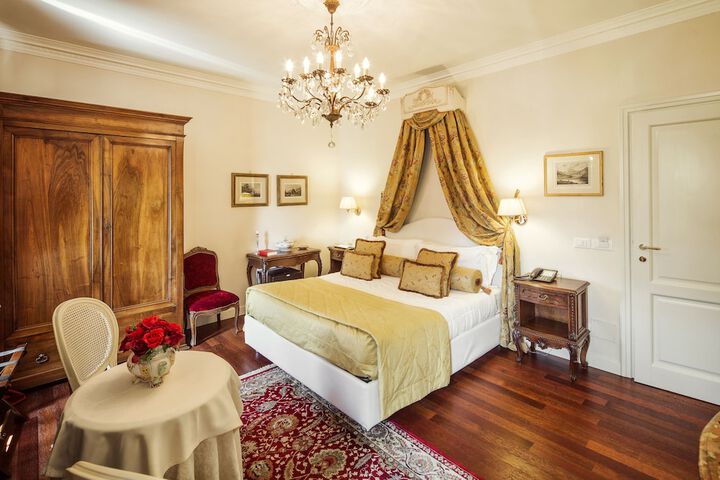 Room 16 of 55