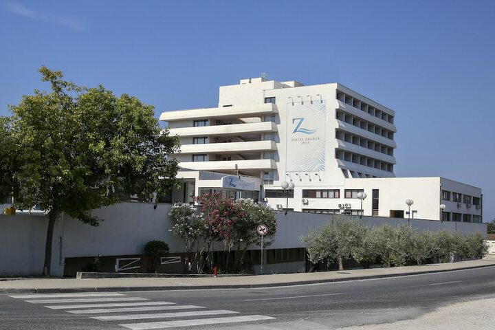 Hotel 46 of 49