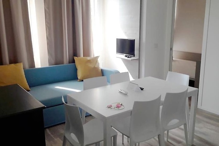 Room 78 of 227