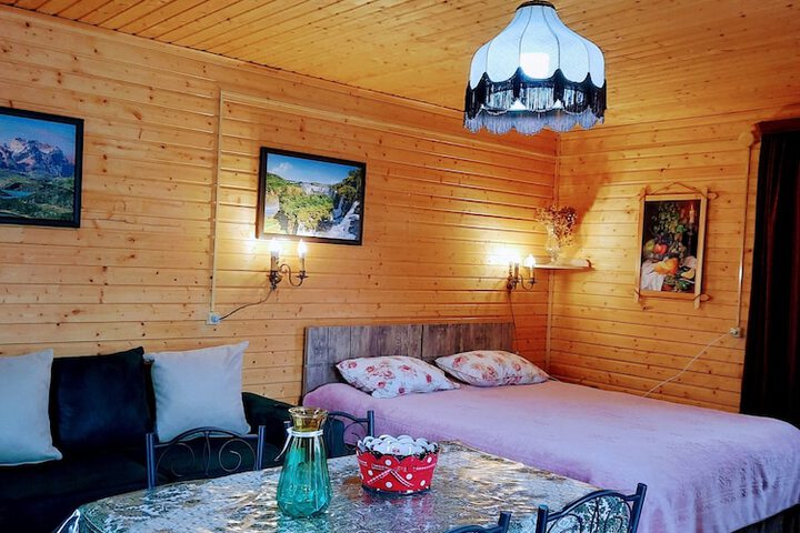 Room 12 of 30