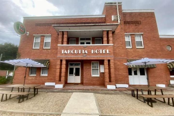Image of Tarcutta hotel