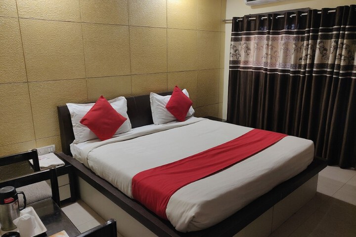 Room 8 of 23
