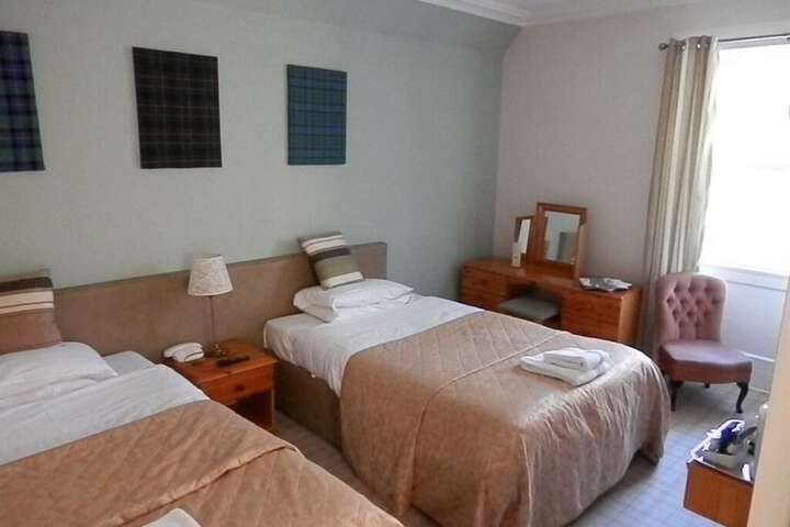 Room 9 of 24