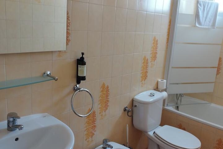 Room 14 of 21