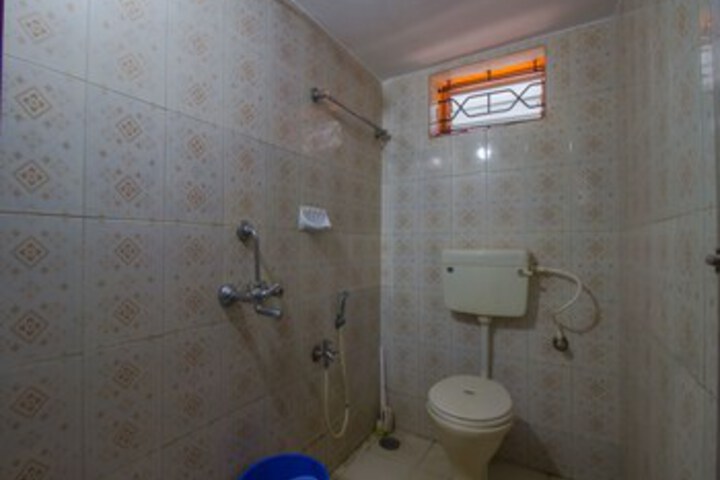 Room 2 of 18
