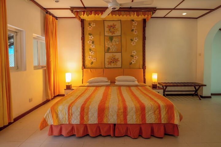 Room 13 of 60