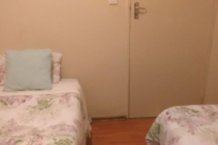 Room 104 of 216