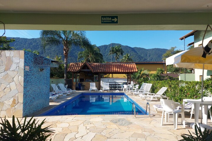 Pool 45 of 79