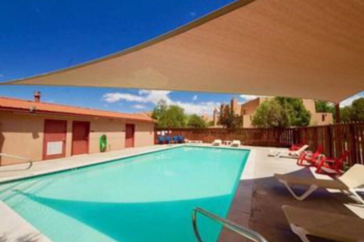 Pool 120 of 137