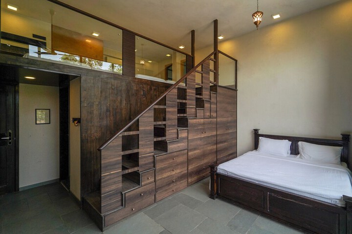 Room 40 of 76
