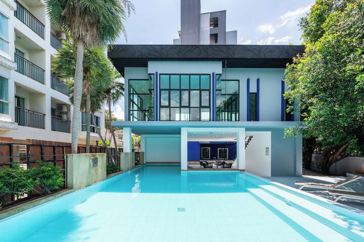 Pool 36 of 39