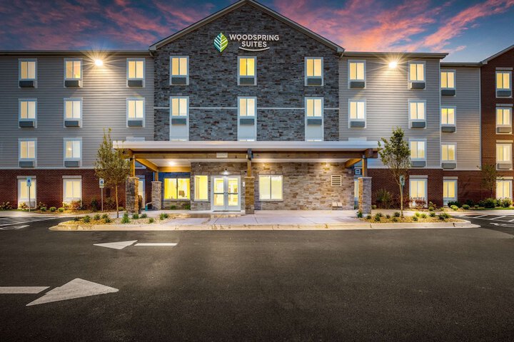 Hotel 47 of 48