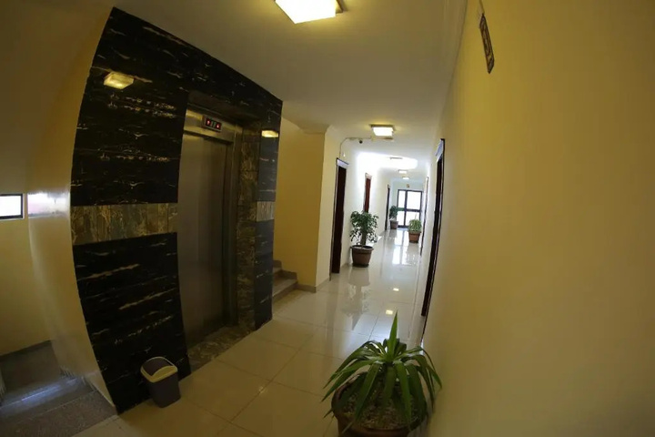 Room 8 of 13