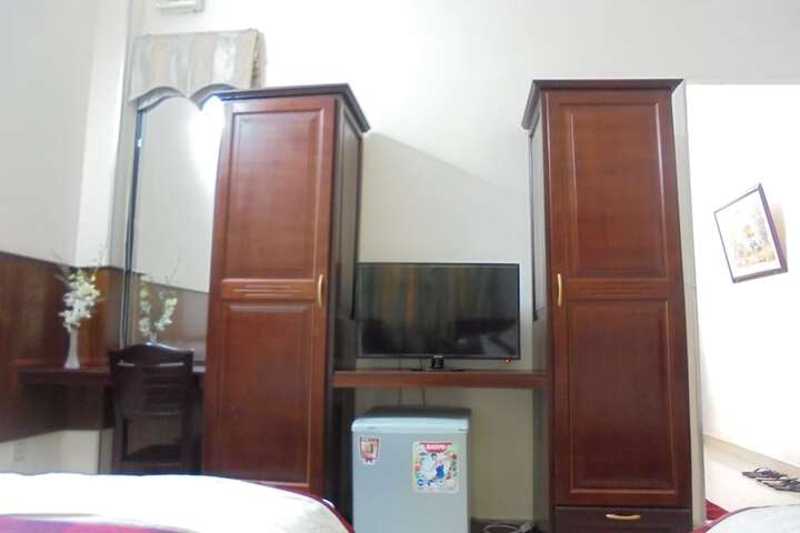 Room 19 of 55