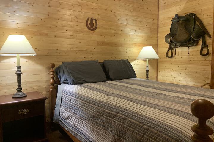 Room 77 of 261
