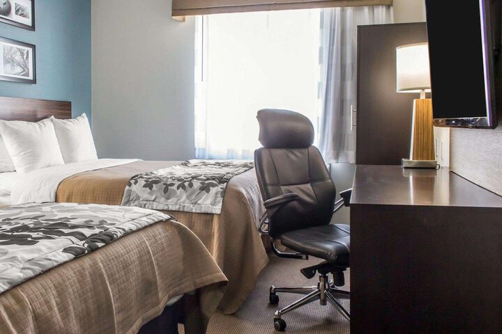 Room 15 of 27