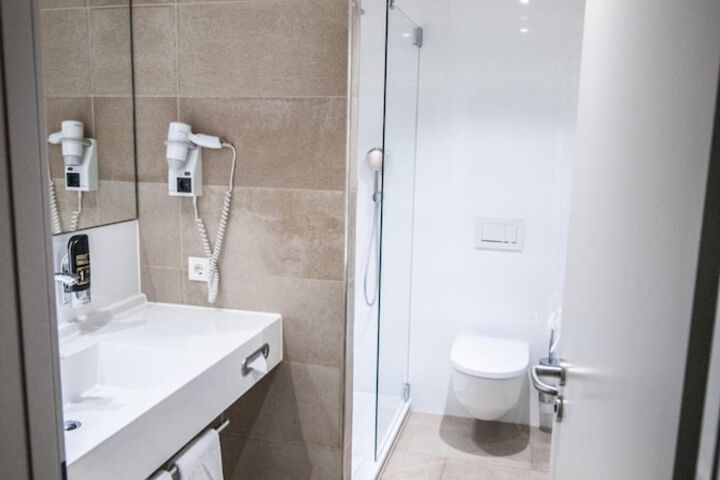 Clean Restrooms