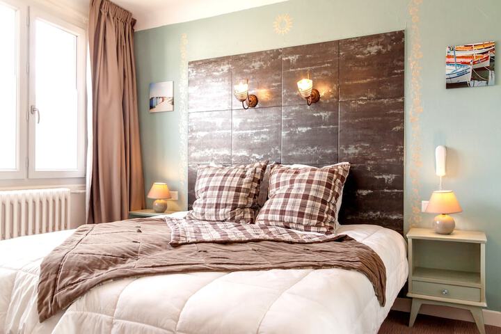 Room 3 of 51