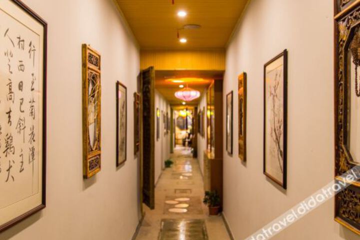 Hotel Interior 16 of 38
