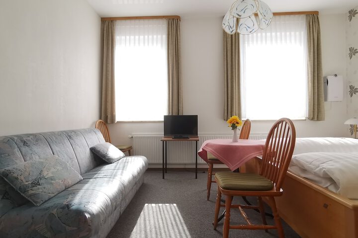 Room 10 of 56