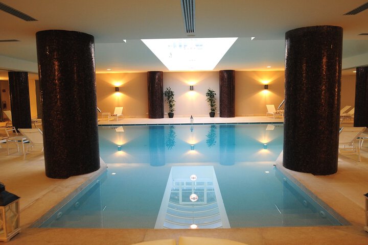Pool 56 of 86