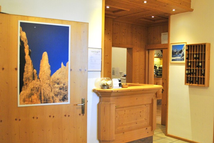 Hotel Interior 2 of 33