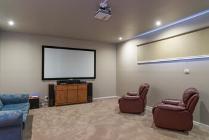 Room 2 of 19