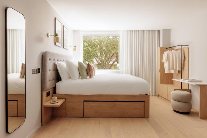 Room 20 of 52