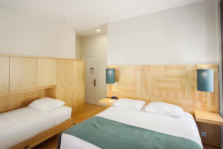 Room 20 of 76