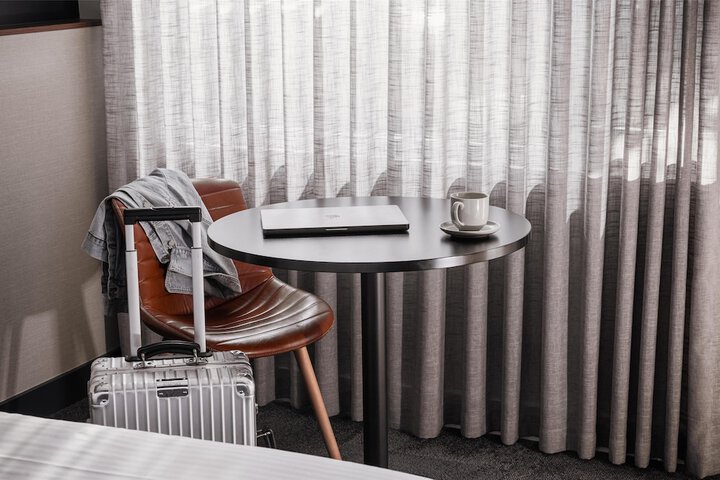 Room 8 of 35
