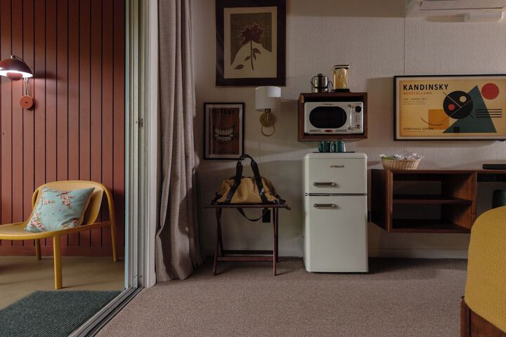 Room 87 of 221