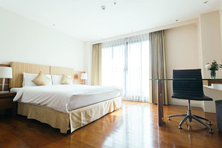 Room 25 of 110