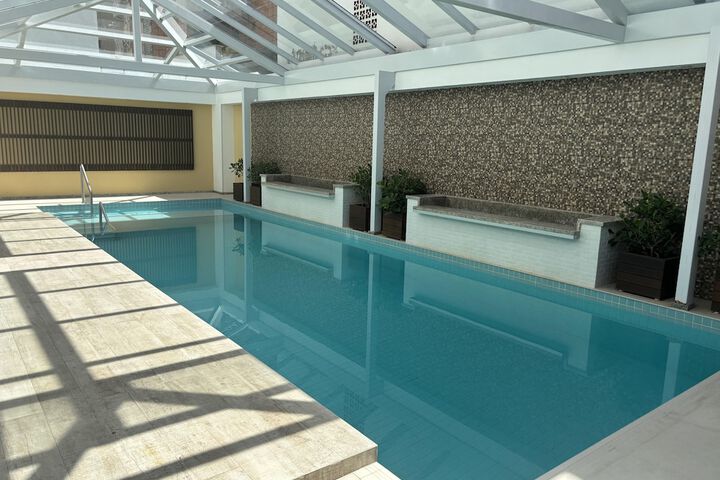 Pools & Facilities