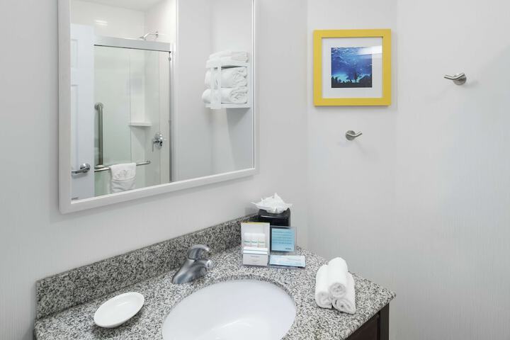 Bathroom shower
